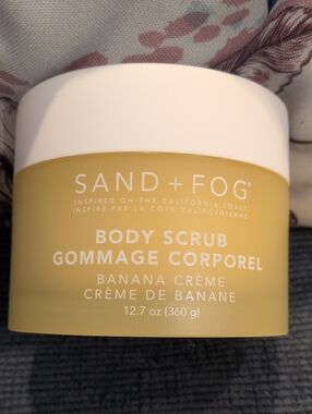 Sand And Fog Banana Crème Body Scrub